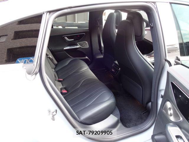 Mercedes Benz EQE 2023-01 7455726-19