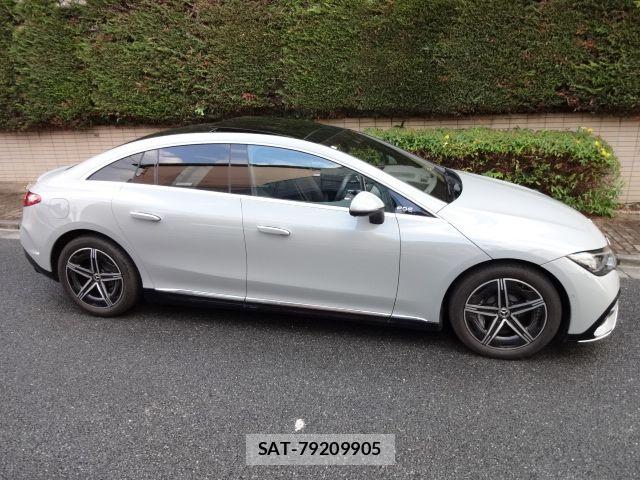 Mercedes Benz EQE 2023-01 7455726-6