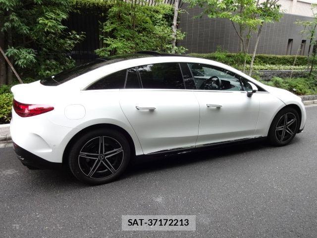 Mercedes Benz EQE 2024-01 7618006-6