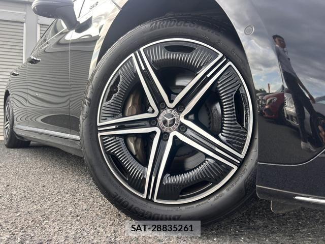 Mercedes Benz EQE 2023-11 7877701-16