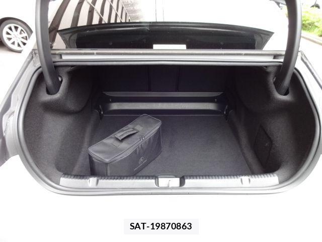Mercedes Benz EQE 2022-11 7877704-10
