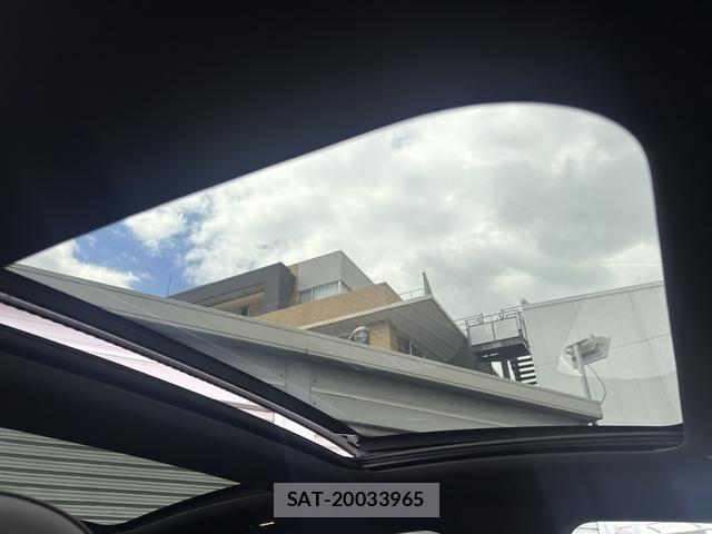 Mercedes Benz EQE 2023-01 8036698-7