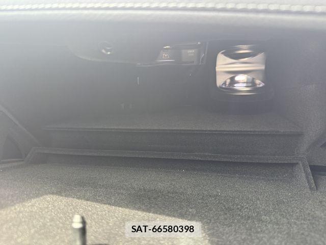 Mercedes Benz EQE 2023-12 8036702-15
