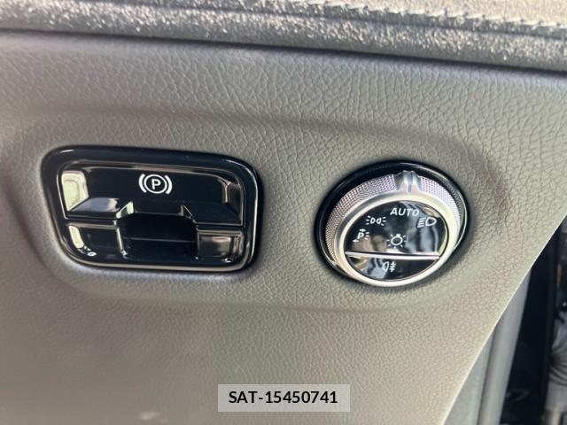 Mercedes Benz EQE 2024-03 8336742-15