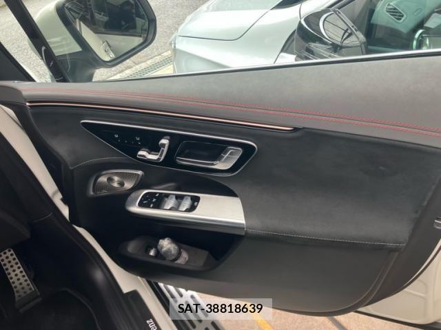 Mercedes Benz EQE 2023-08 8743869-15