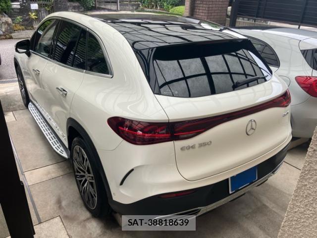 Mercedes Benz EQE 2023-08 8743869-1