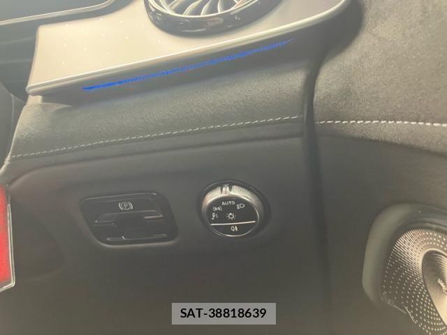 Mercedes Benz EQE 2023-08 8743869-21