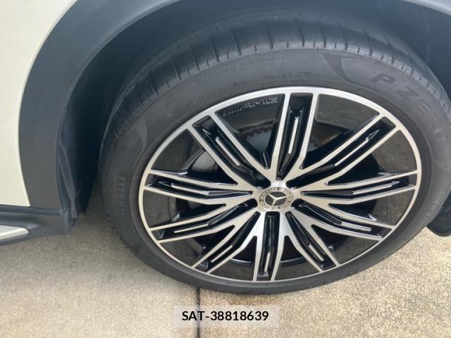 Mercedes Benz EQE 2023-08 8743869-7