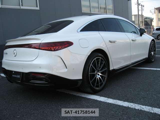 Mercedes Benz EQS 2022-10 1313913-19