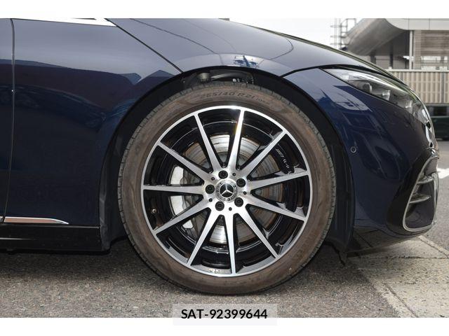 Mercedes Benz EQS 2022-10 6545759-8