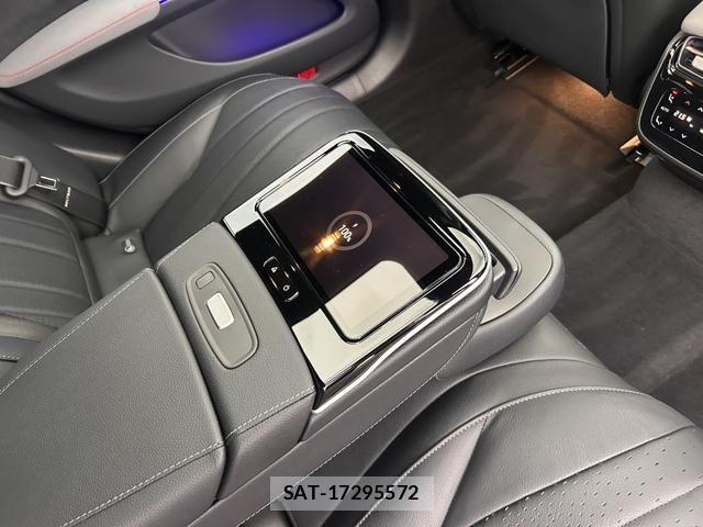 Mercedes Benz EQS 2023-01 7221611-12