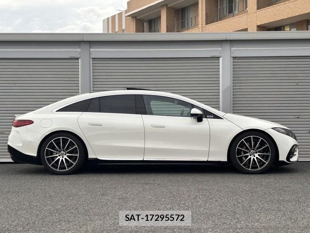 Mercedes Benz EQS 2023-01 7221611-15