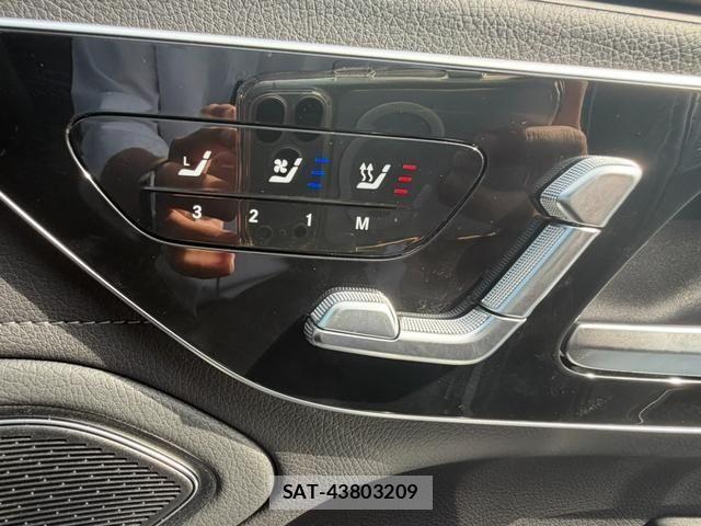 Mercedes Benz EQS 2025-01 7455725-7