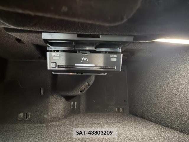 Mercedes Benz EQS 2025-01 7455725-8