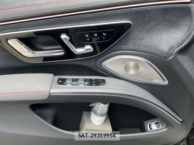 Mercedes Benz EQS 2024-03 7501458-4