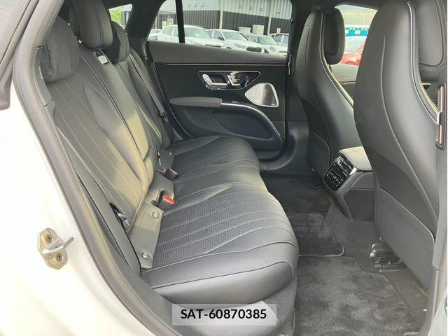 Mercedes Benz EQS 2023-04 7786945-12