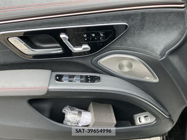 Mercedes Benz EQS 2024-03 7979949-4