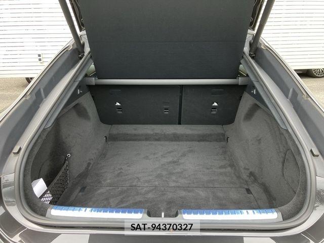Mercedes Benz EQS 2024-03 7979948-9