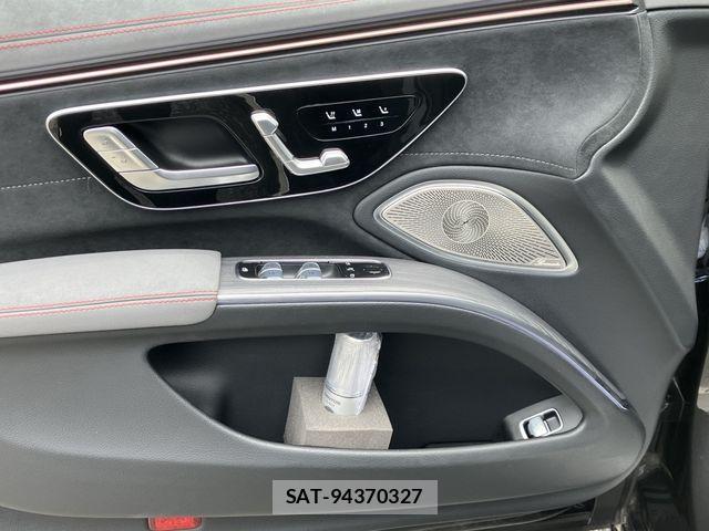 Mercedes Benz EQS 2024-03 7979948-4