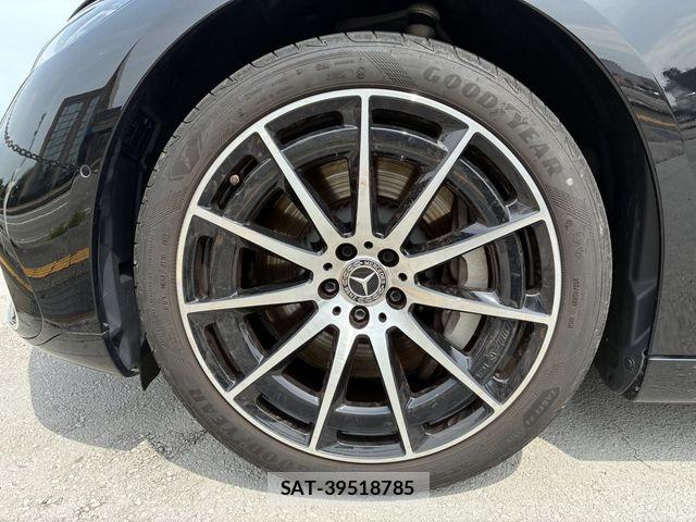 Mercedes Benz EQS 2023-11 8036704-5