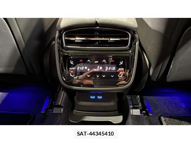 Mercedes Benz EQS 2024-03 8146146-24