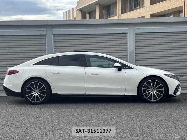 Mercedes Benz EQS 2022-10 8525727-15