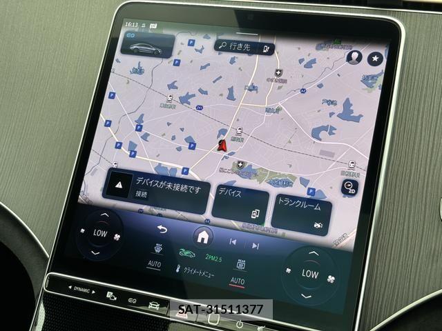 Mercedes Benz EQS 2022-10 8525727-5