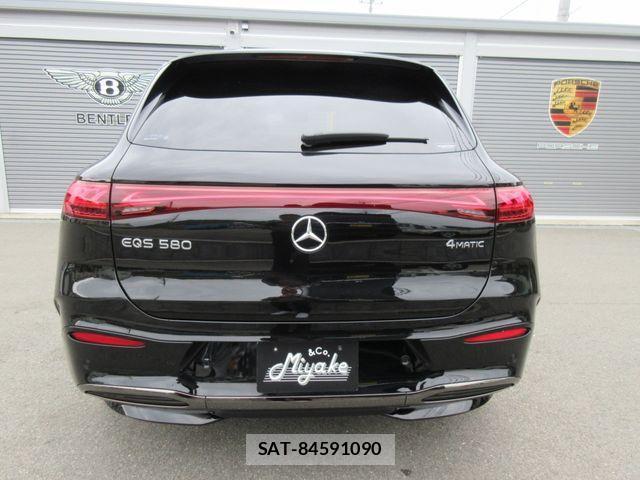 Mercedes Benz EQS 2023-06 4755421-11