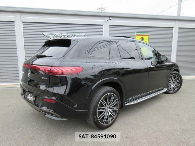 Mercedes Benz EQS 2023-06 4755421-12