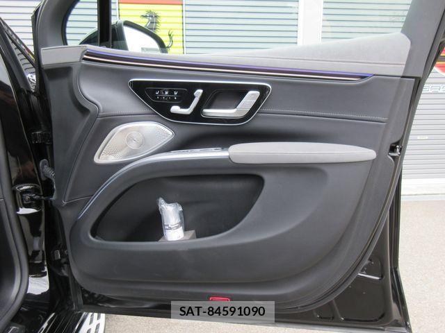 Mercedes Benz EQS 2023-06 4755421-23