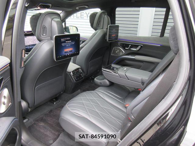 Mercedes Benz EQS 2023-06 4755421-24