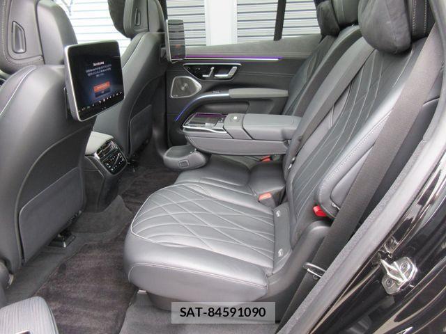 Mercedes Benz EQS 2023-06 4755421-27