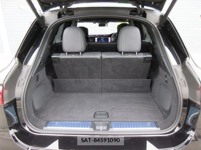 Mercedes Benz EQS 2023-06 4755421-29