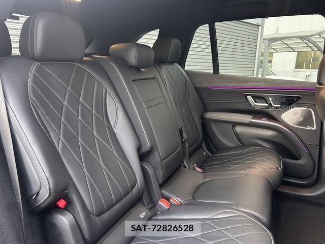 Mercedes Benz EQS 2023-05 4967493-4