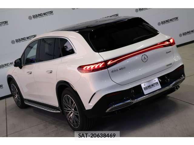 Mercedes Benz EQS 2023-05 6752367-10