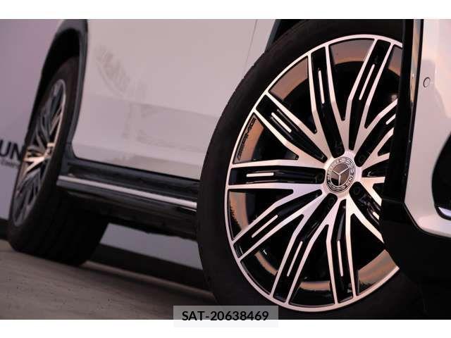 Mercedes Benz EQS 2023-05 6752367-11