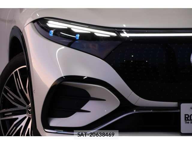 Mercedes Benz EQS 2023-05 6752367-4