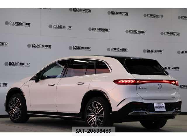 Mercedes Benz EQS 2023-05 6752367-6