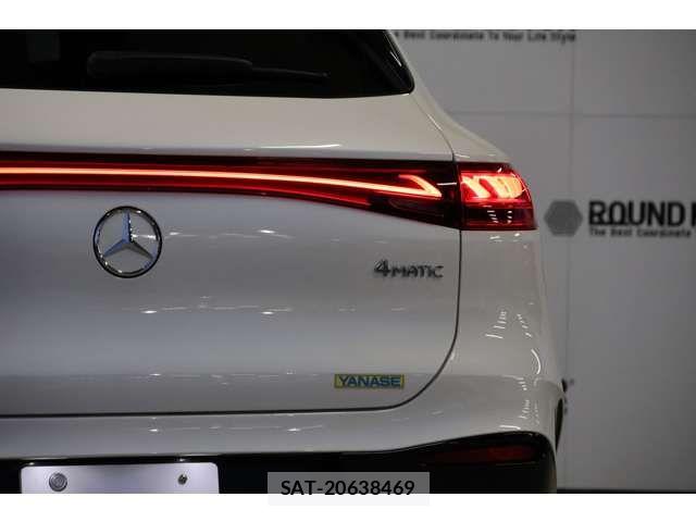 Mercedes Benz EQS 2023-05 6752367-8