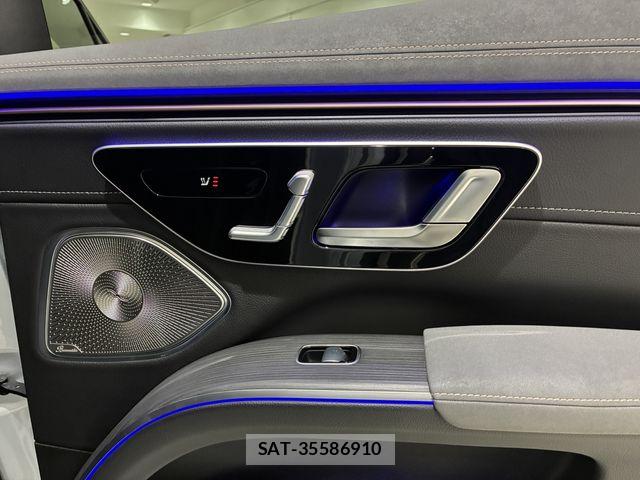 Mercedes Benz EQS 2024-11 7455728-8