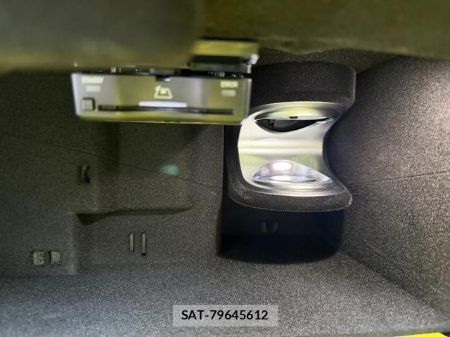 Mercedes Benz EQS 2025-02 8245883-12