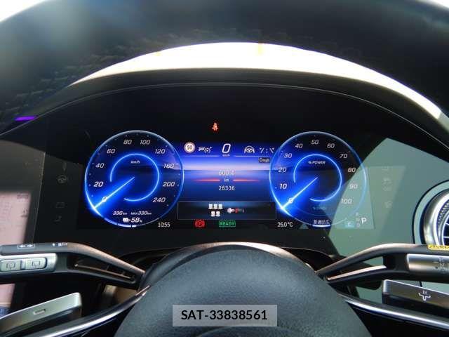 Mercedes Benz EQS 2023-07 8315396-9