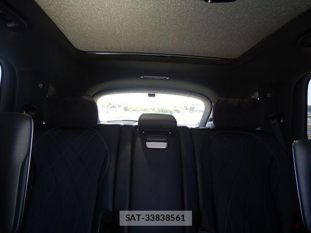 Mercedes Benz EQS 2023-07 8315396-26