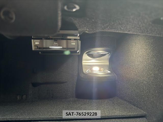 Mercedes Benz EQS 2026-06 8871426-12