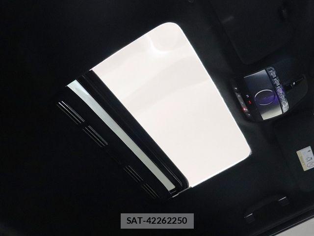 Mercedes Benz G-CLASS 2022-07 1207330-3