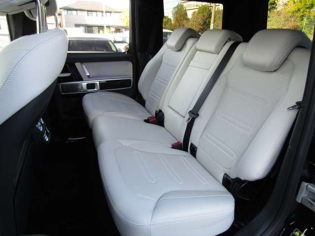 Mercedes Benz G-CLASS 2023-06 1546764-10