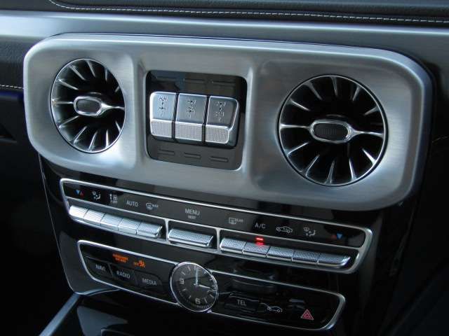 Mercedes Benz G-CLASS 2023-06 1546764-11
