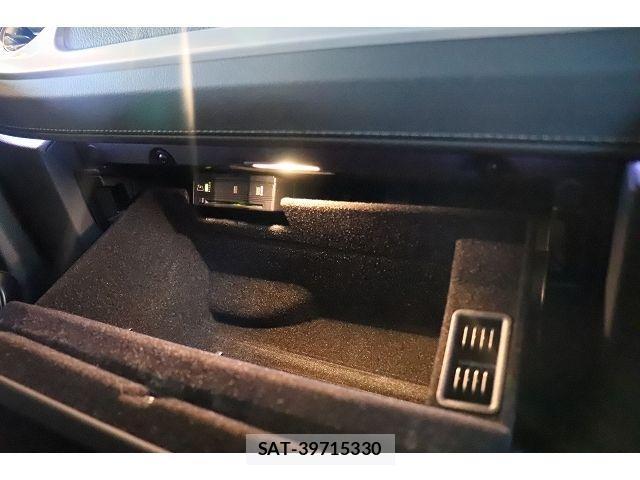 Mercedes Benz G-CLASS 2023-04 1871626-23