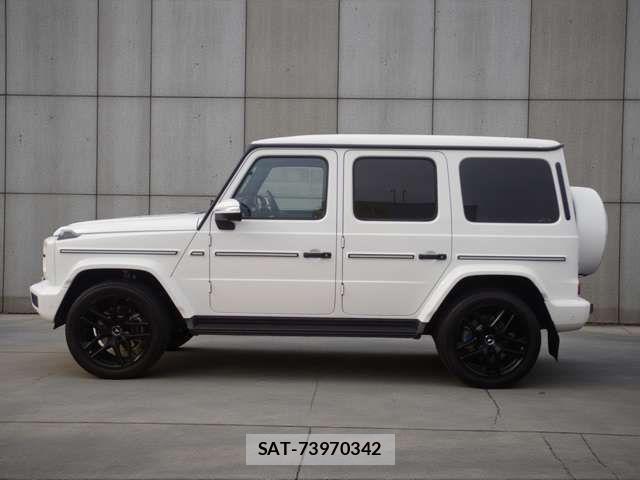 Mercedes Benz G-CLASS 2024-03 2211355-5