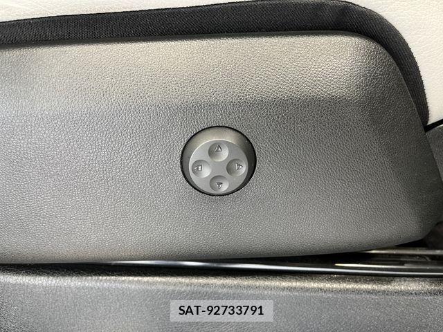 Mercedes Benz G-CLASS 2016-04 2350741-10